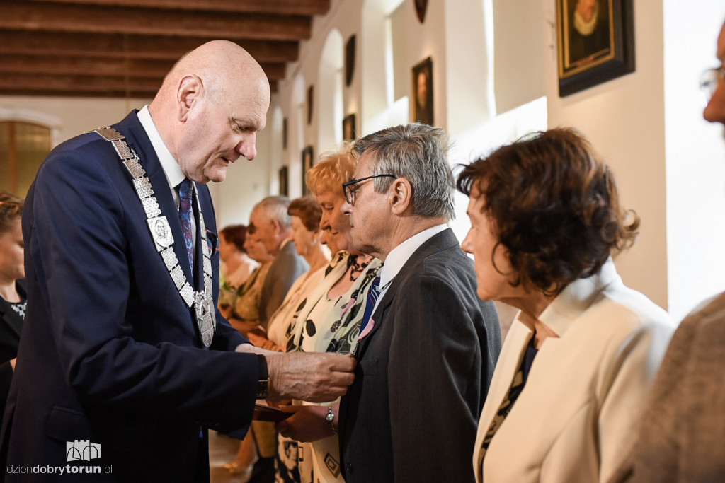 Prezydent wręczył medale seniorom
