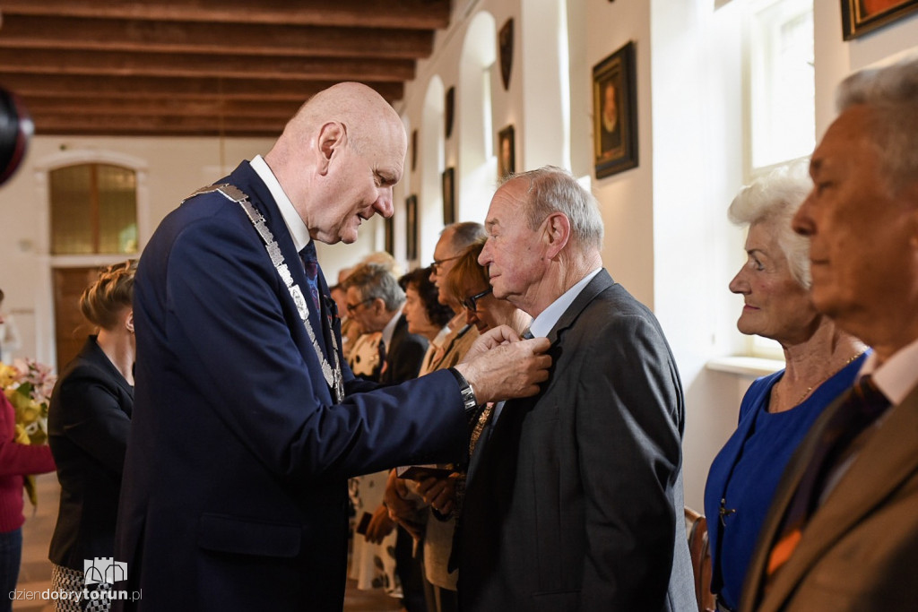 Prezydent wręczył medale seniorom
