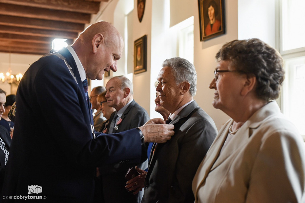 Prezydent wręczył medale seniorom
