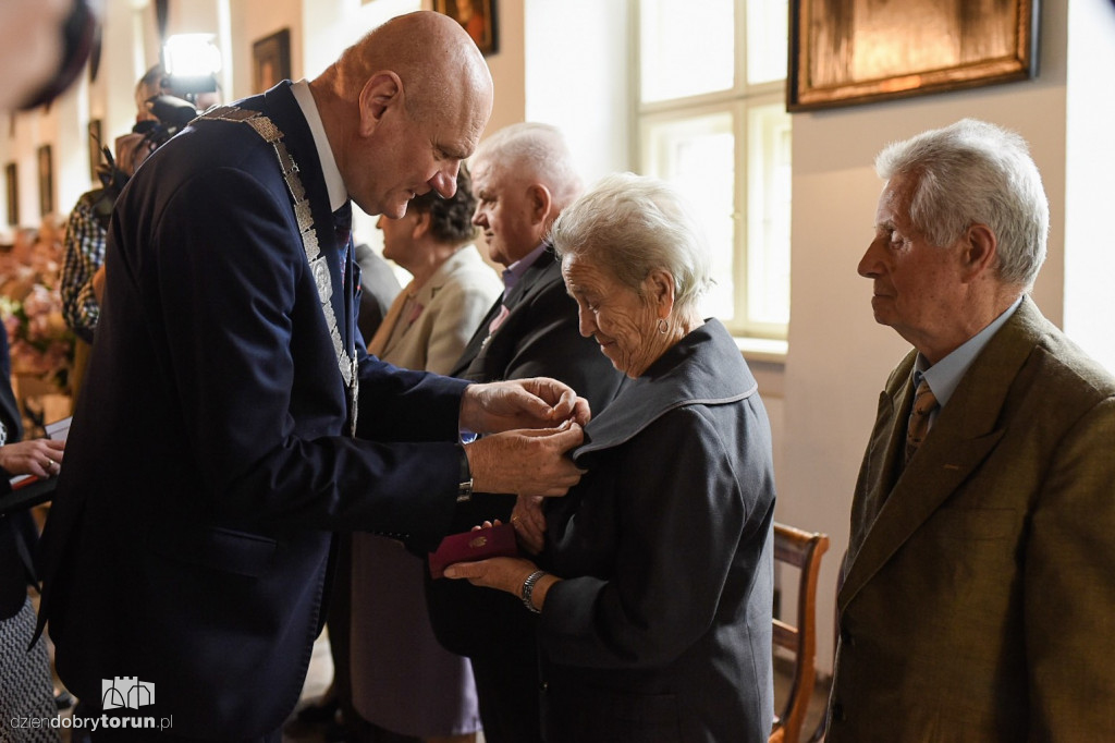 Prezydent wręczył medale seniorom