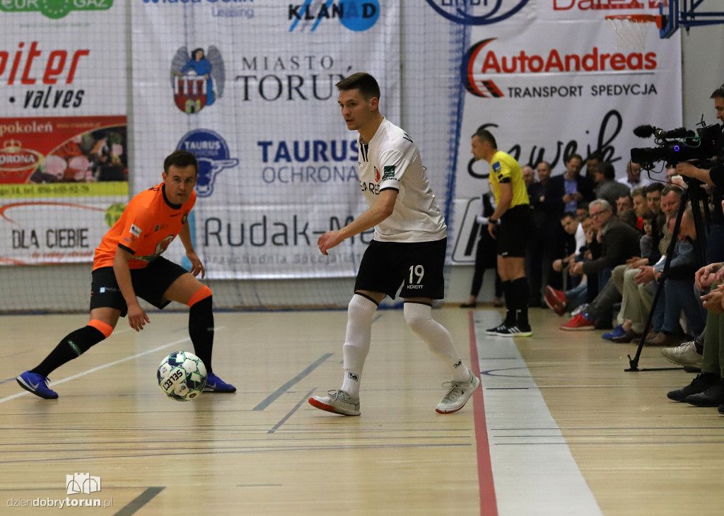 FC Toruń-Clearex Chorzów 9:5