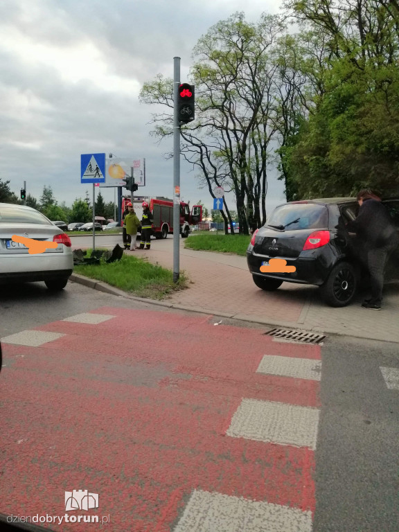 Zderzenie trzech samochodów na Sz. Lubickiej