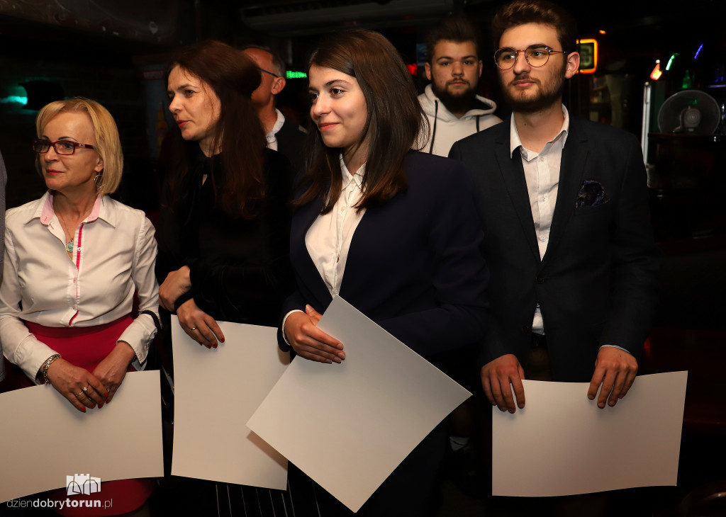 Wieczór wyborczy w sztabie PIS w Toruniu