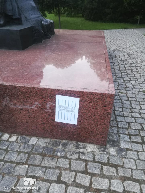 Episkopat do więzienia - akcja TSK