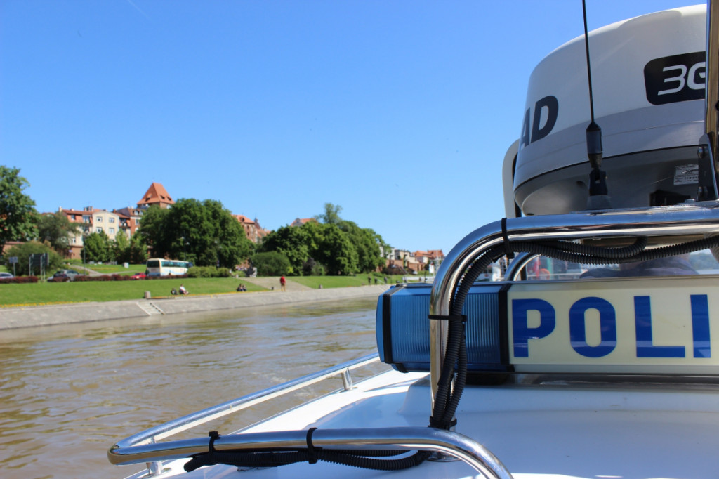 Toruń: policja patroluje Wisłę! Dlaczego?