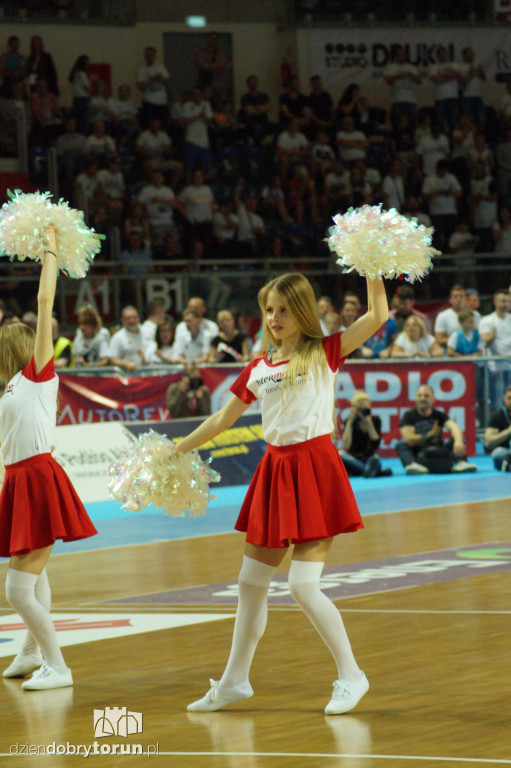Cheerleaders Toruń na 2. meczu finału