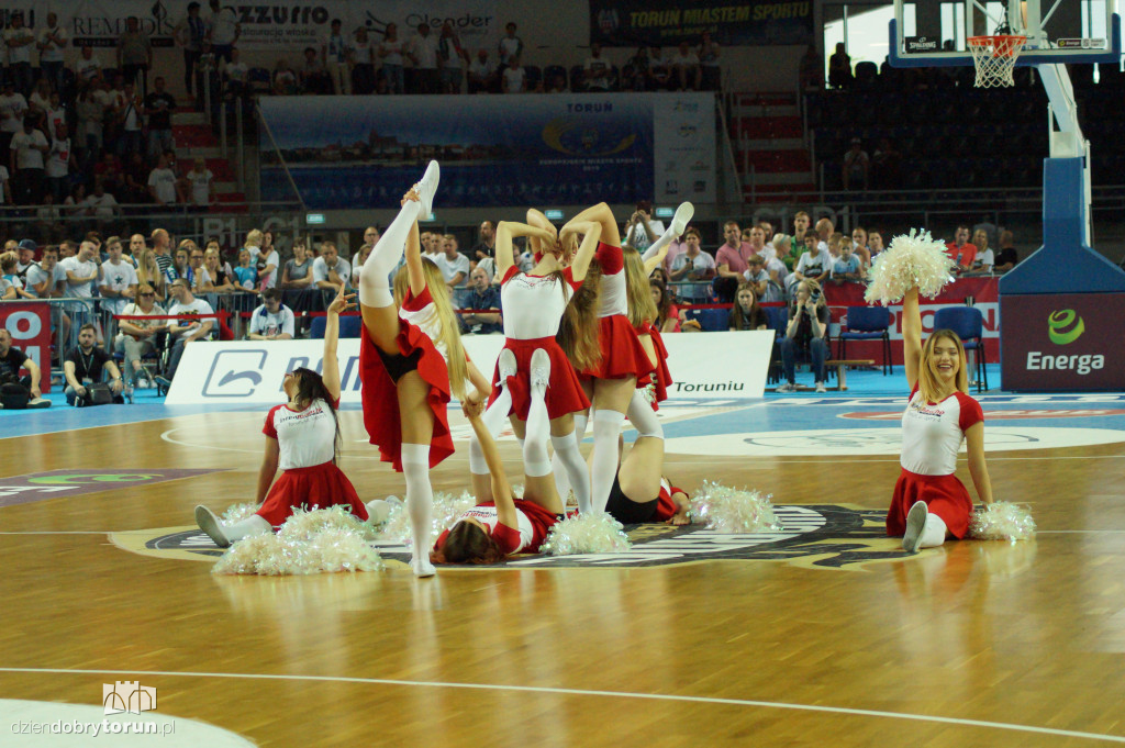 Cheerleaders Toruń na 2. meczu finału