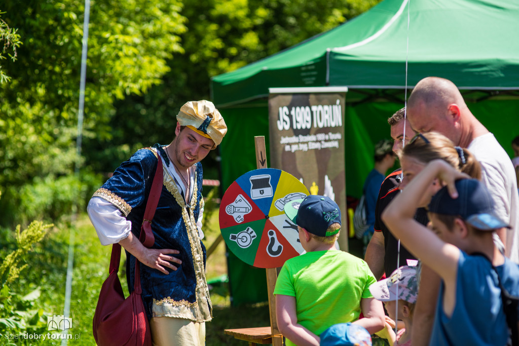 Festyn na Zamku Dybowskim