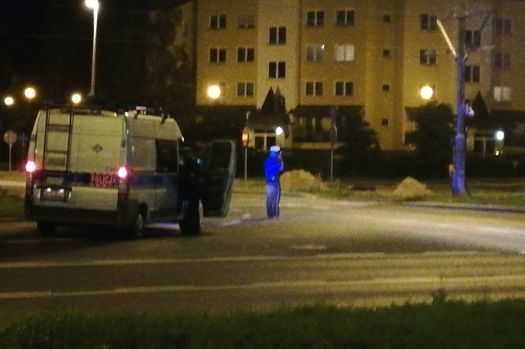 Kolizja na rondzie na Skarpie
