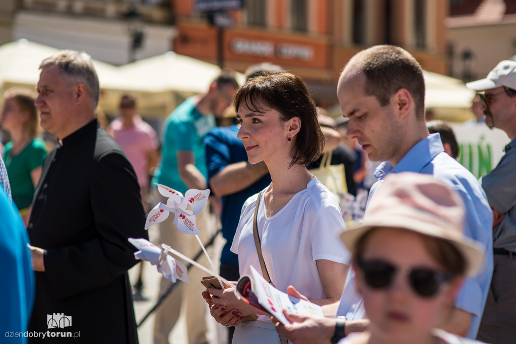 Tłumy na marszu dla życia i rodziny