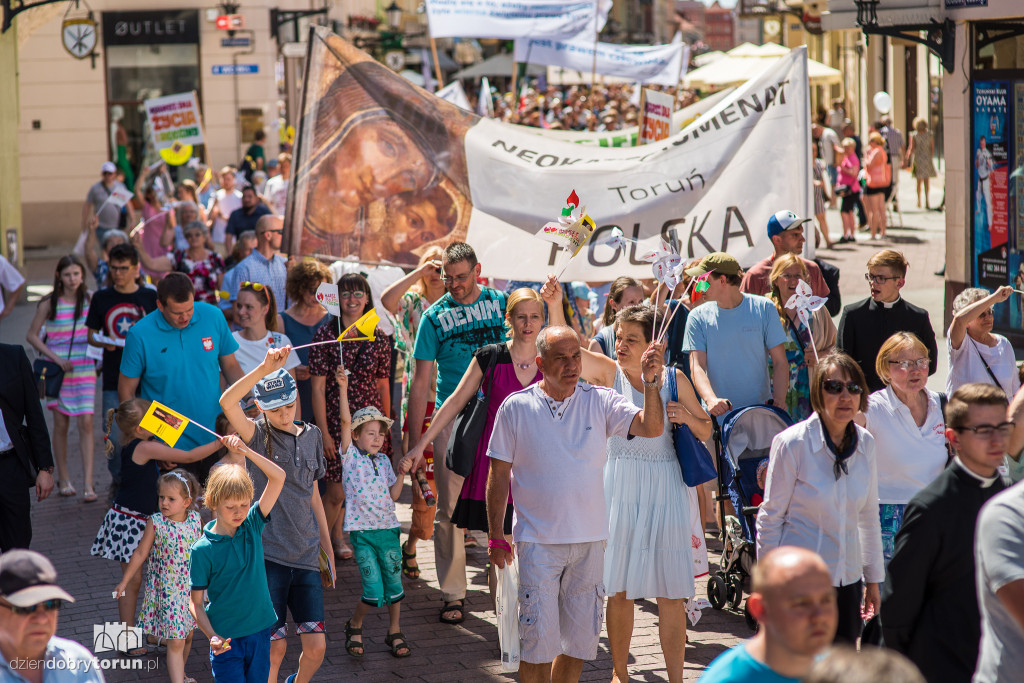 Tłumy na marszu dla życia i rodziny