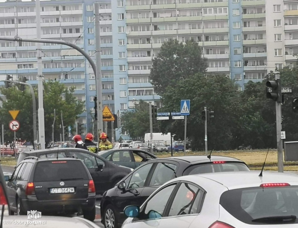 Groźna kolizja na Szosie Lubickiej