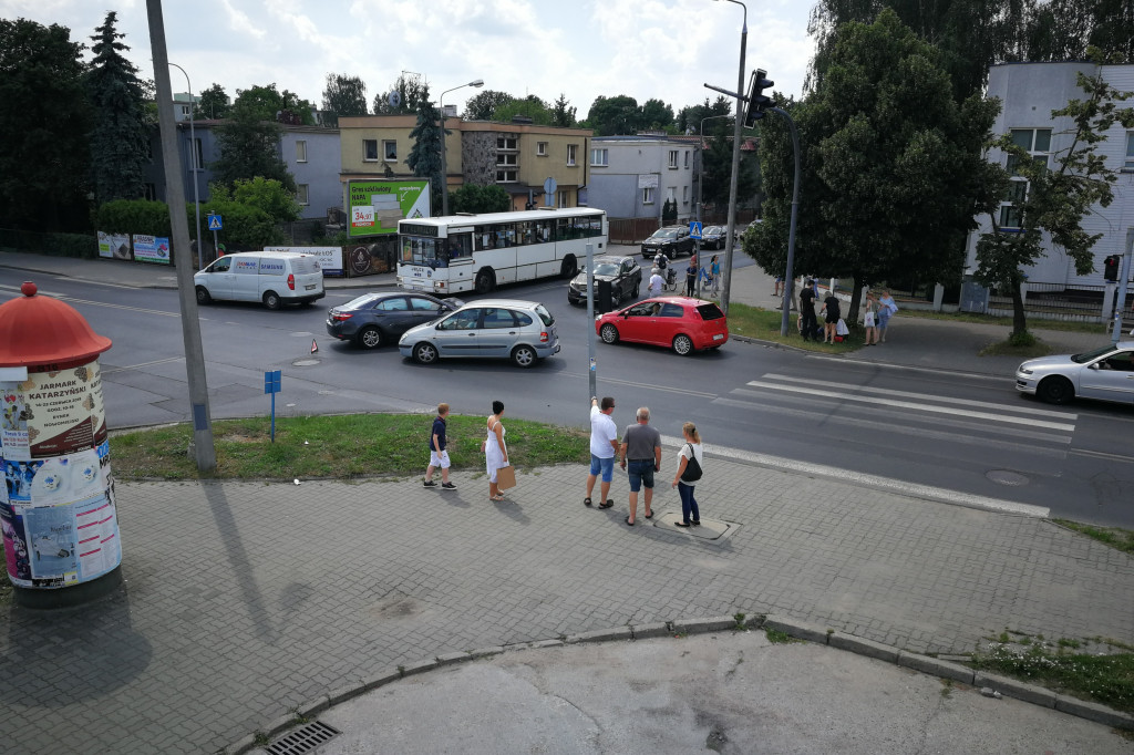 Groźna kolizja na Żwirki i Wigury/Legionów