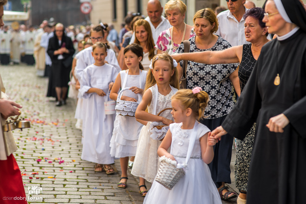 Ulicami Starego Miasta przeszła procesja