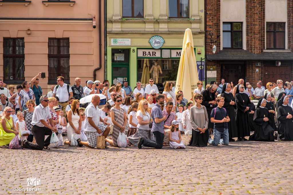 Ulicami Starego Miasta przeszła procesja