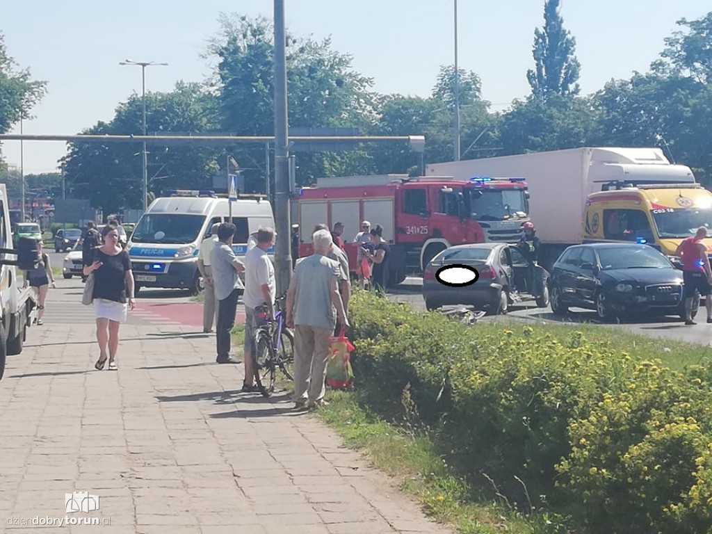 Groźna kolizja na Alei 700-lecia
