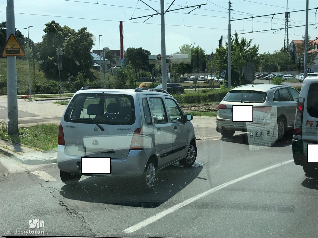 Toruń: kolizje na Lubickiej i Bema! [FOTO]