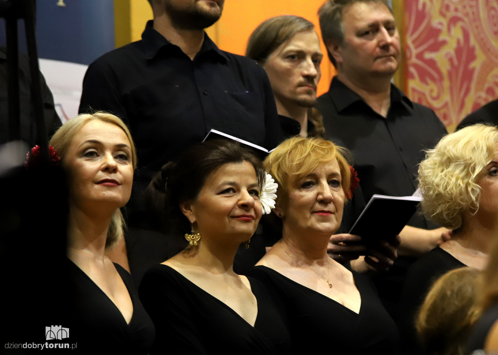 Koncert ,,Swingujące kuranty-prząśniczka w opalach''