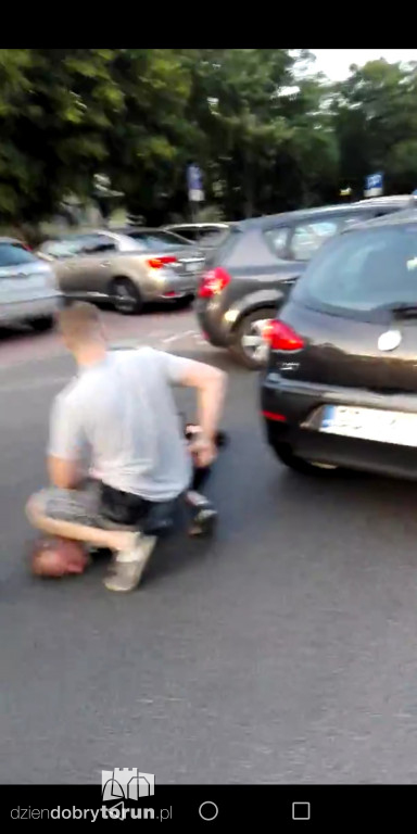 Zatrzymanie kierowcy na osiedlu Na Skarpie