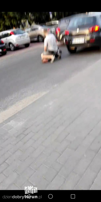 Zatrzymanie kierowcy na osiedlu Na Skarpie