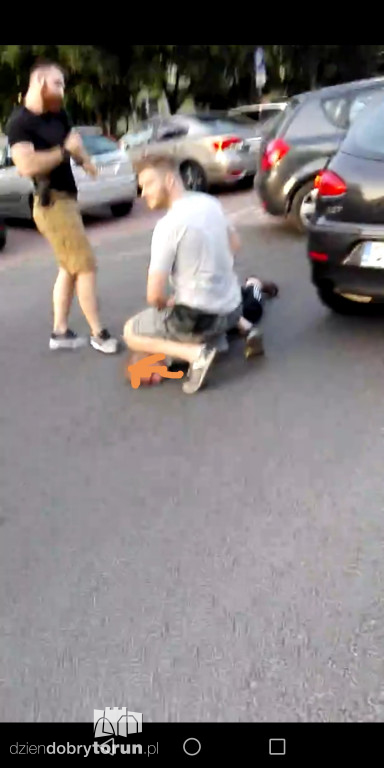 Zatrzymanie kierowcy na osiedlu Na Skarpie