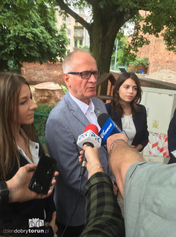 Konferencja prasowa posła Krzysztofa Czabańskiego