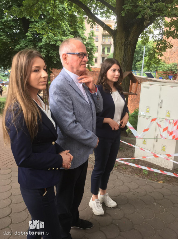 Konferencja prasowa posła Krzysztofa Czabańskiego