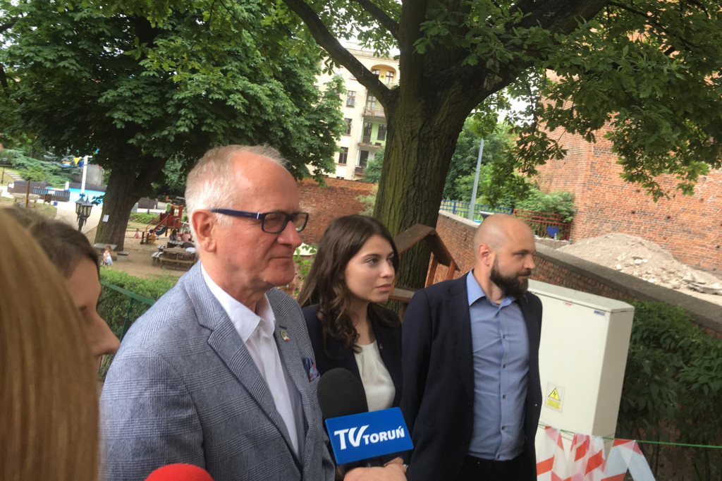 Konferencja prasowa posła Krzysztofa Czabańskiego