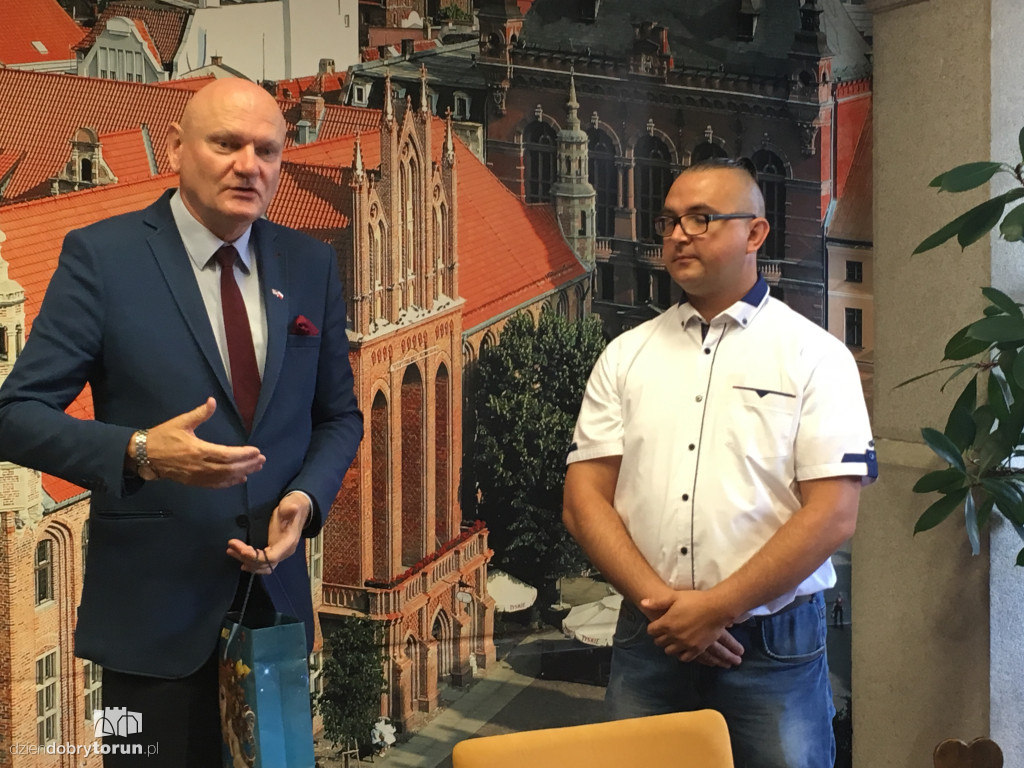 Konferencja z udziałem kierowcy MZK