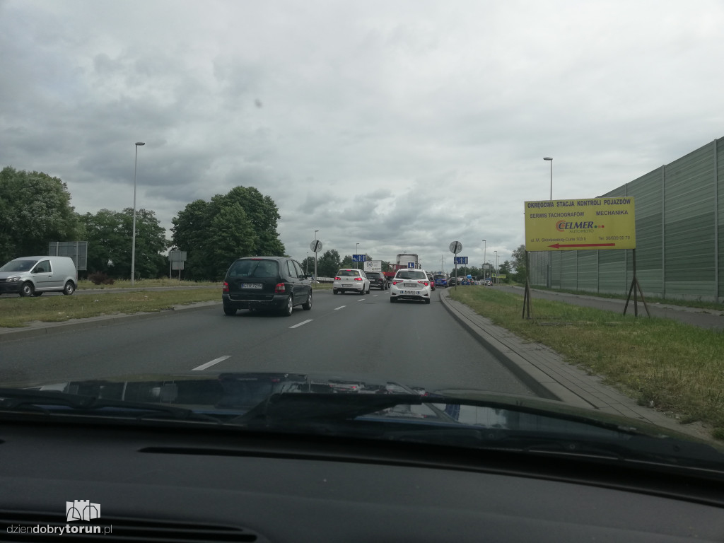 Korki na dojeździe do Olsztyńskiej