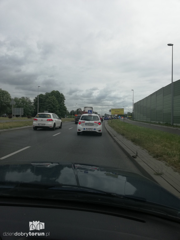 Korki na dojeździe do Olsztyńskiej