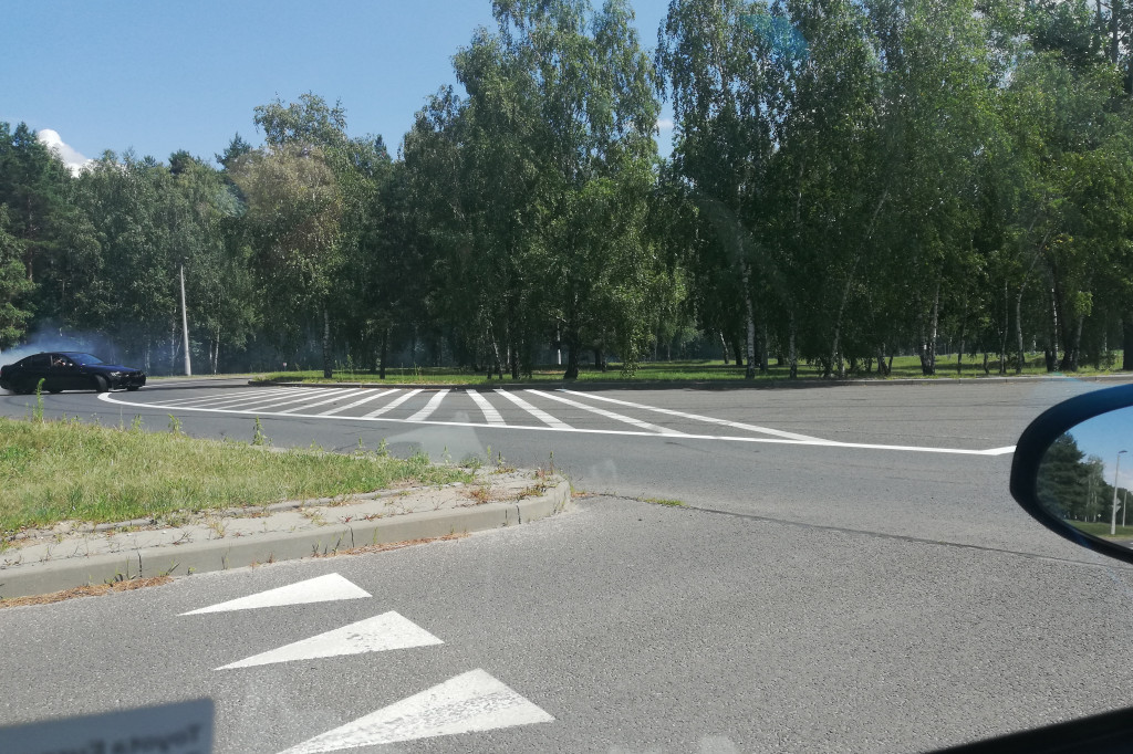 Driftowanie na osiedlu Na Skarpie
