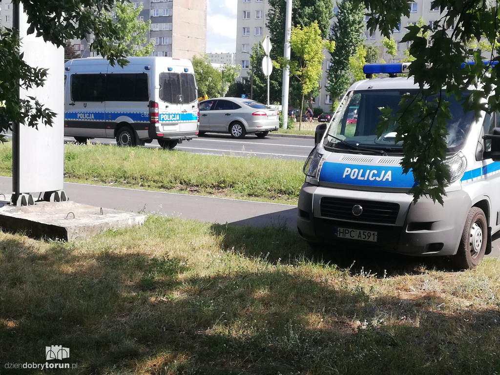 Pożar policyjnego BMW na Szosie Lubickiej
