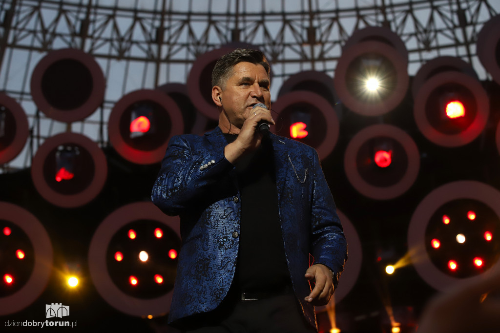 Wakacyjny koncert Dwójki