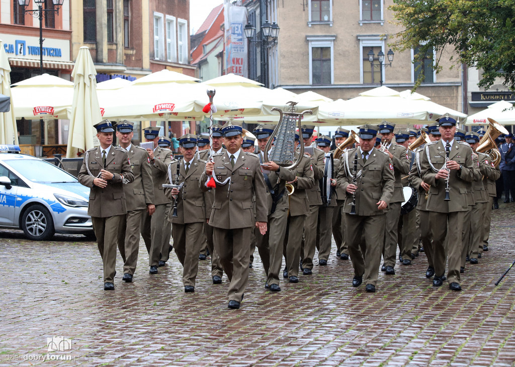 Obchody święta policji na starówce
