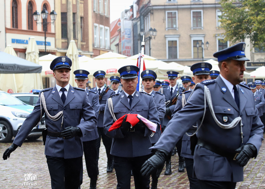 Obchody święta policji na starówce