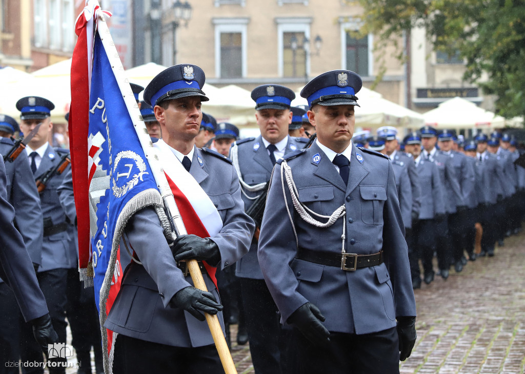 Obchody święta policji na starówce