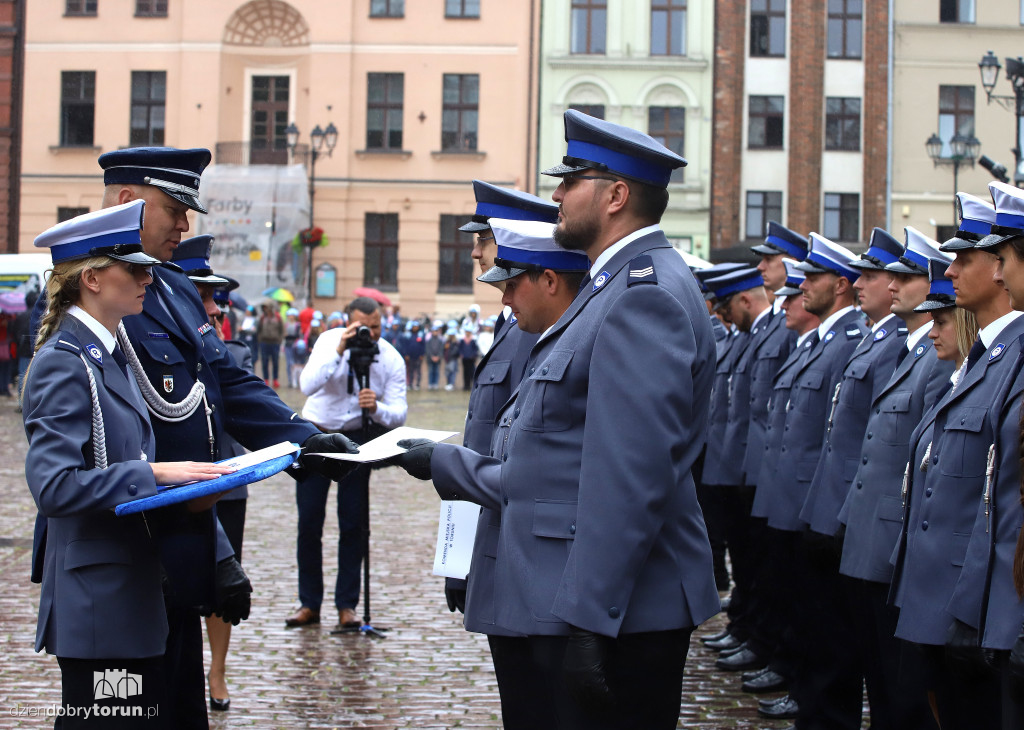 Obchody święta policji na starówce