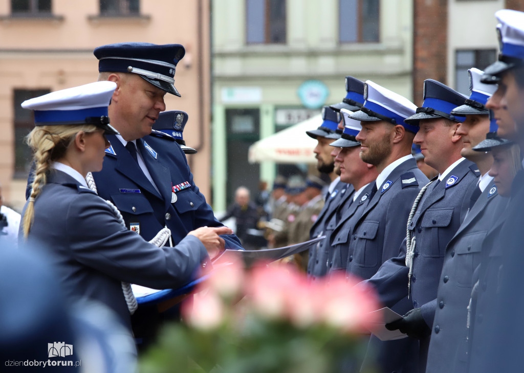Obchody święta policji na starówce