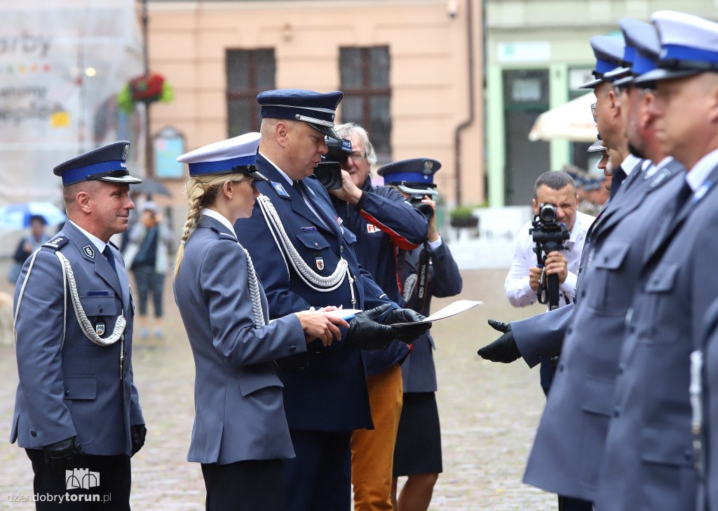 Obchody święta policji na starówce