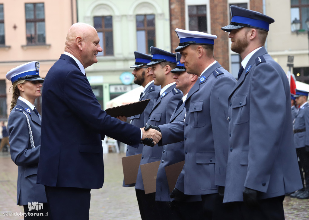 Obchody święta policji na starówce