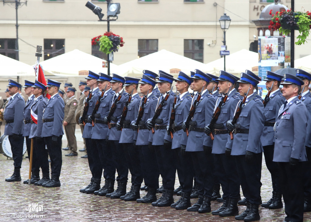 Obchody święta policji na starówce