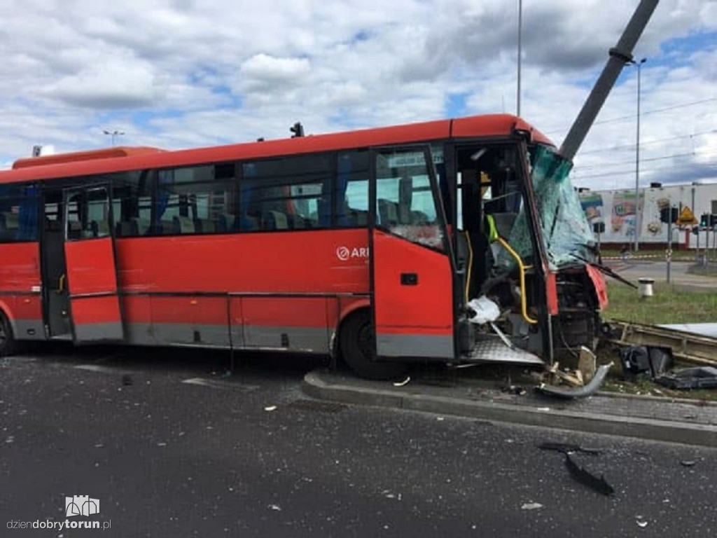 Wypadek koło mostu gen. Zawackiej cz. 2