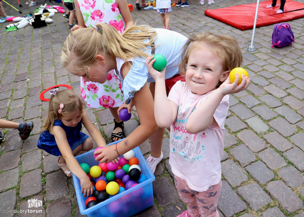 Circus Fiesta na Rynku Staromiejskim