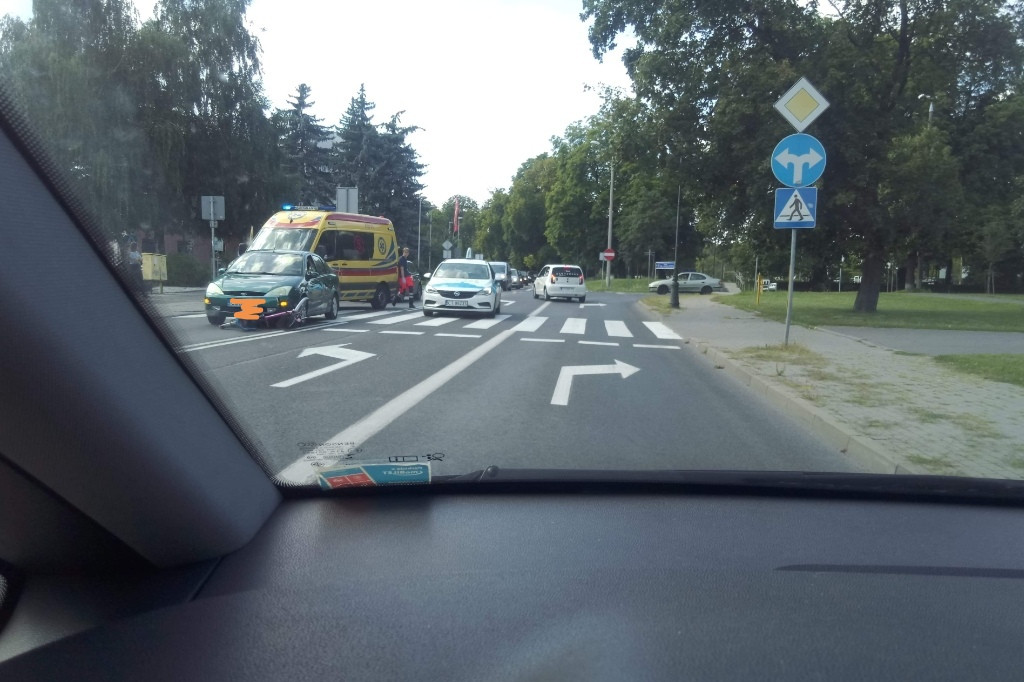 Potrącenie rowerzysty w centrum miasta
