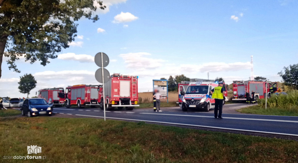 Groźny wypadek na DK15 koło Suchatówki
