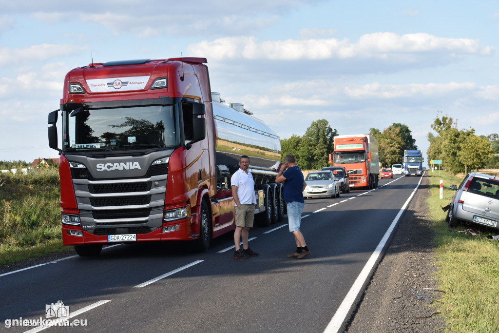 Groźny wypadek na DK15 koło Suchatówki