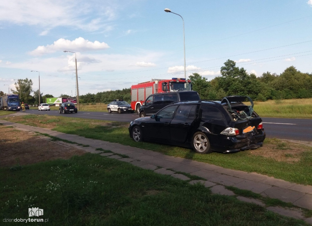 Stłuczka samochodów na Poznańskiej