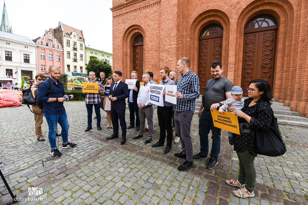 Konferencja prasowa Konfederacji