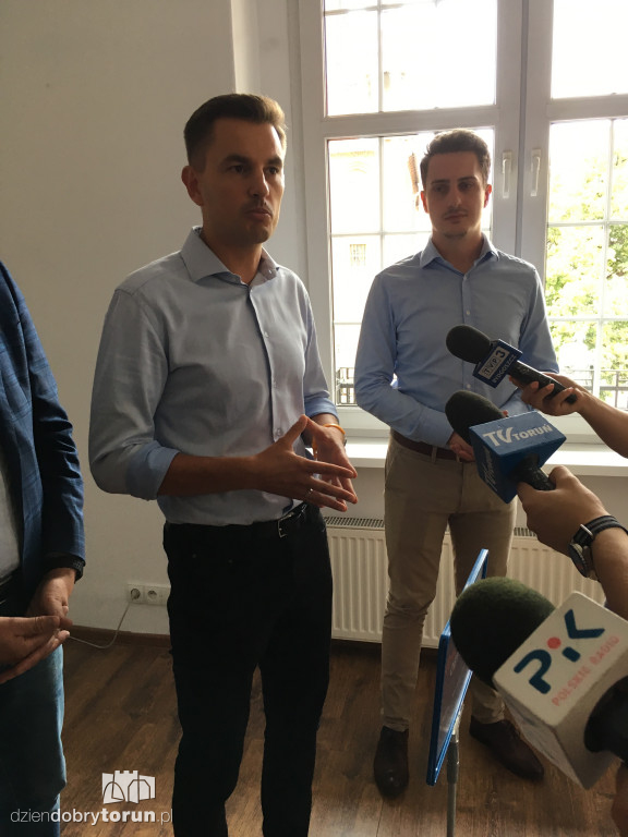 Konferencja prasowa KO przed wyborami